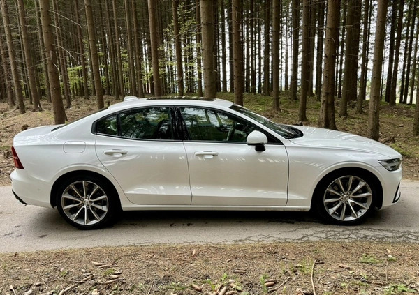 Volvo S60 cena 114500 przebieg: 46000, rok produkcji 2019 z Wisła małe 254